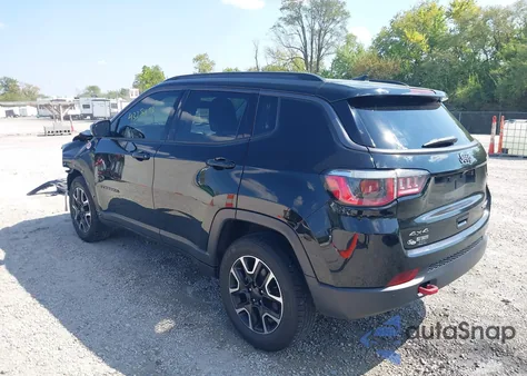 2020 Jeep Compass Trailhawk 4X4 from USA, damaged, VIN 3C4NJDDB4LT112104